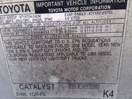 2008 TOYOTA TACOMA WHITE SR5 CREW CAB 4.0 AT 2WD.  Z24863